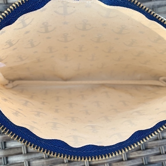 NWOT Canvas Nautical Anchor and Star Print Clutch - Picture 12 of 12